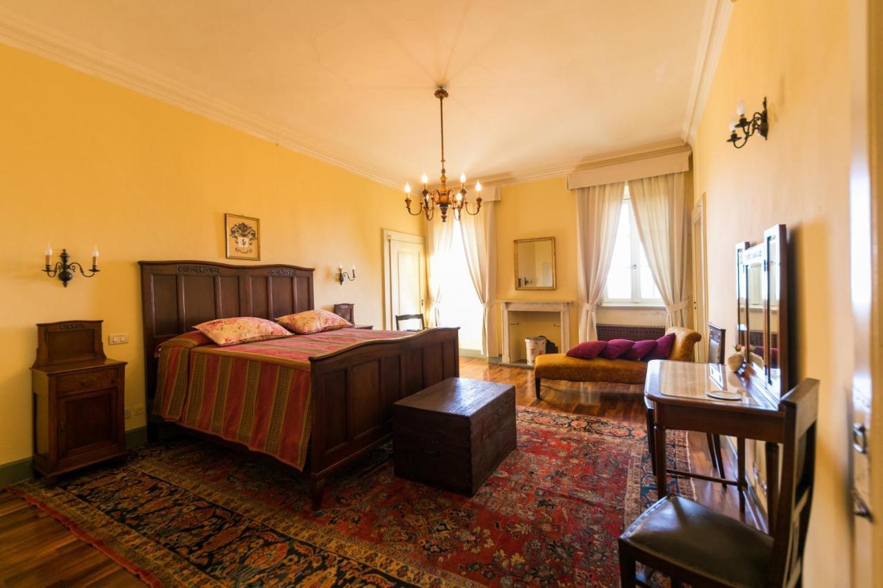 Hotel Castello Degli Angeli Carobbio degli Angeli Exteriér fotografie