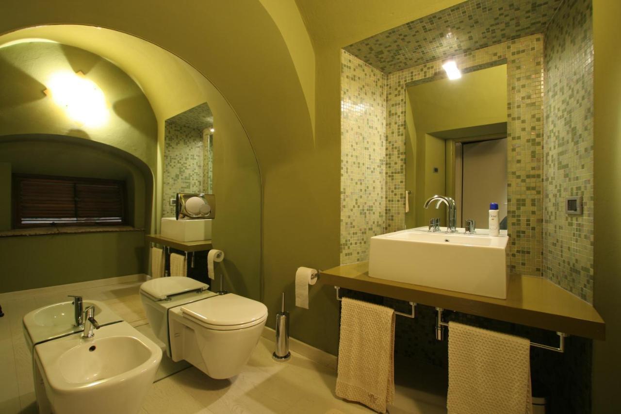 Hotel Castello Degli Angeli Carobbio degli Angeli Exteriér fotografie