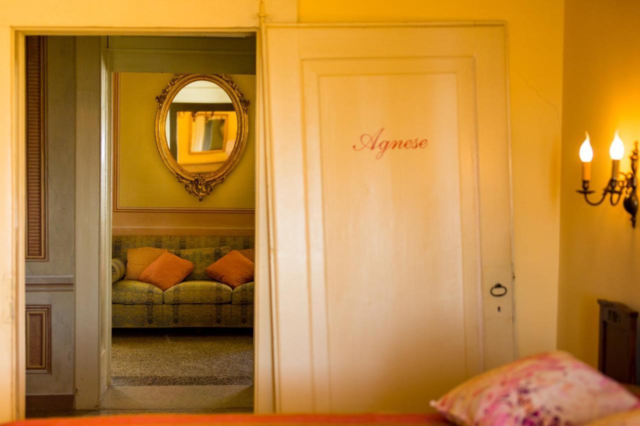Hotel Castello Degli Angeli Carobbio degli Angeli Exteriér fotografie